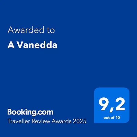 A Vanedda Holiday home *