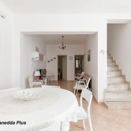 Vakantiehuis A Vanedda